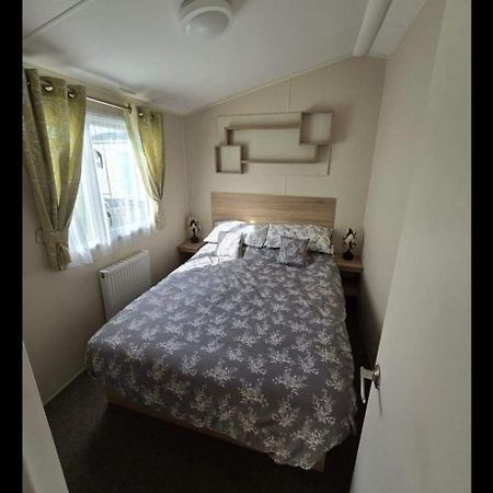 8 Berth Caravan Martello Beach Clacton Jaywick Sands المظهر الخارجي الصورة